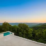 Villa Cali *